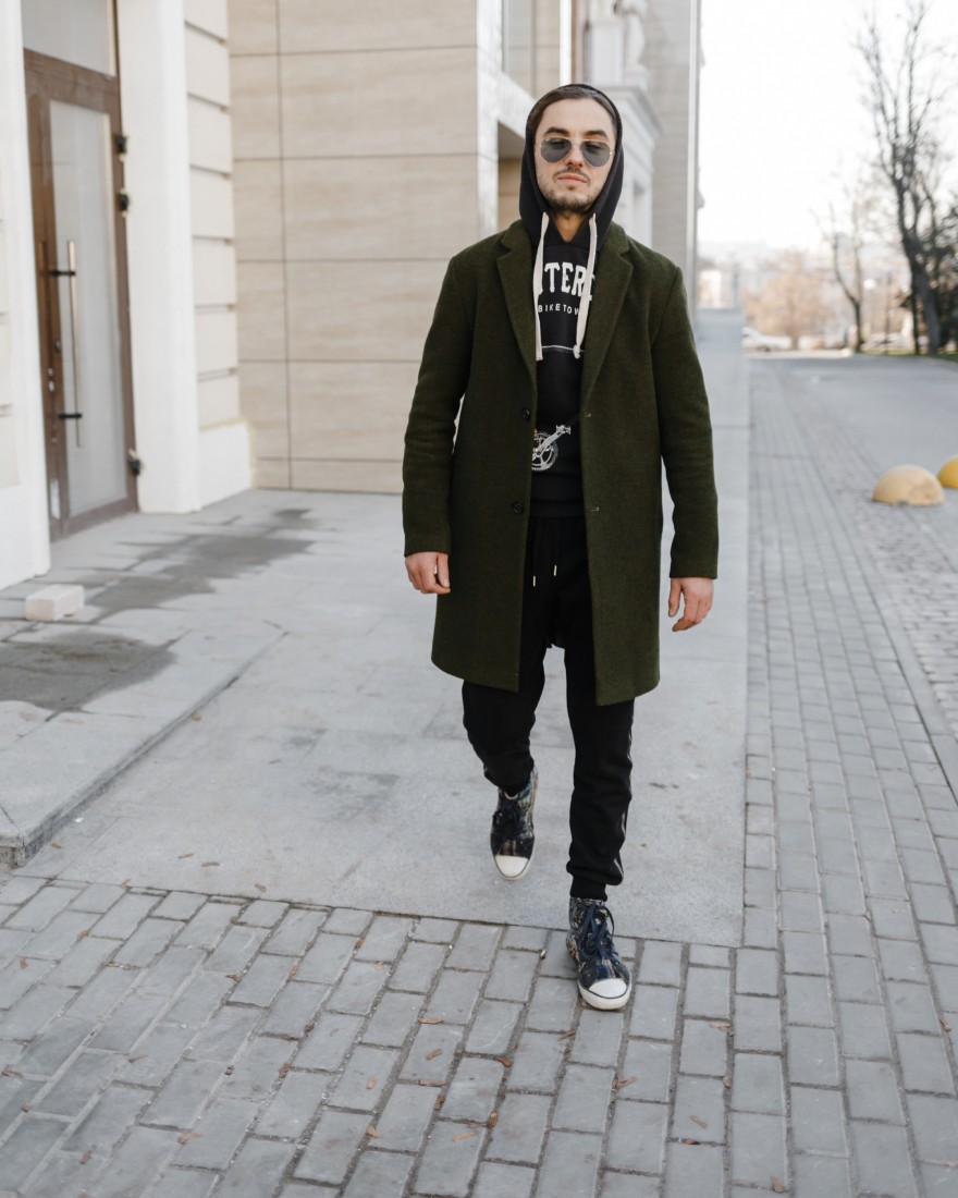 Чоловіче пальто прямого крою, темно-зелене, 7010-17